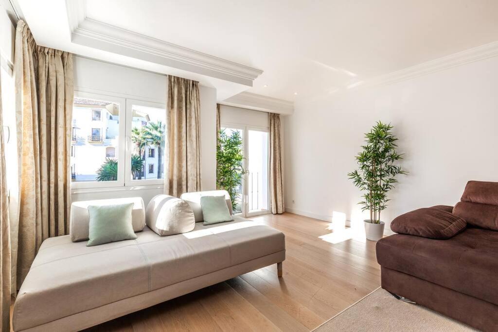 Bright Elegant 3Bdr Apartment In Puerto Banus ماربيا المظهر الخارجي الصورة